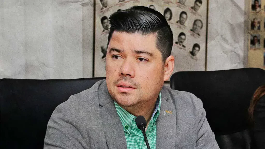 En Puebla, no hay piso parejo para "corcholatas": Jaime Natale.