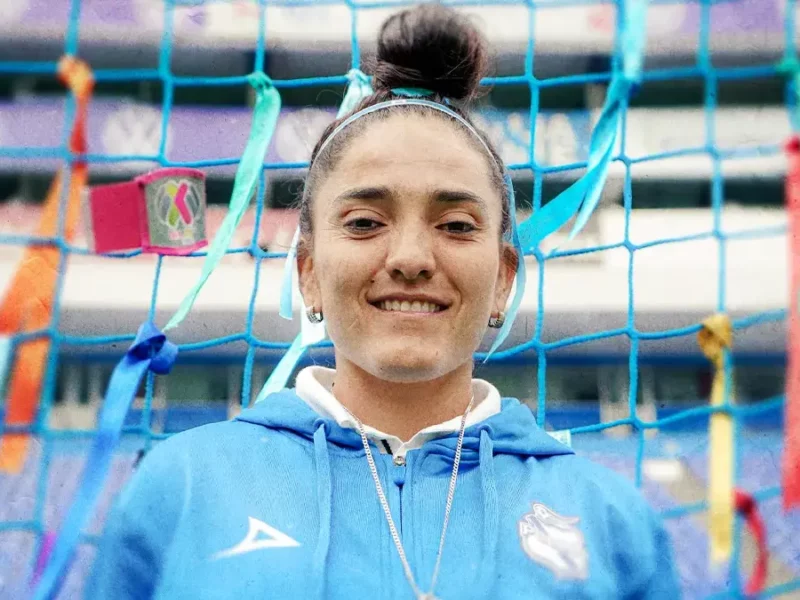 María José López es presentada como la primera directora técnica de Puebla Femenil