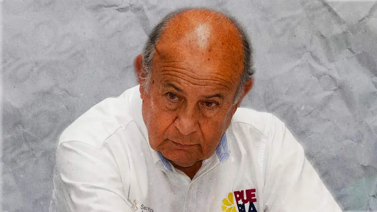 Renuncia Sergio Vergara a Cultura de Puebla tras polémicas en proyectos.