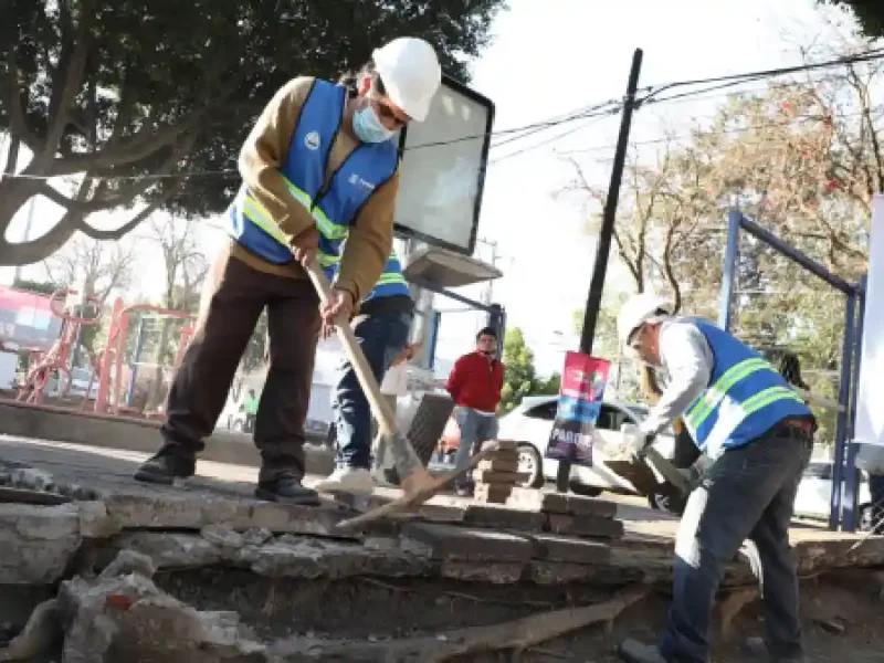 Suman más de 2 mil intervenciones de mantenimiento en parques públicos de Puebla capital