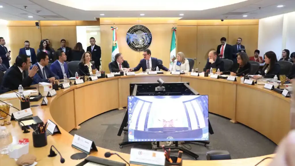 Concluimos con éxito los conversatorios, ahora debe ampliarse este debate en parlamento abierto para configurar una reforma integral al Poder Judicial: Ignacio Mier