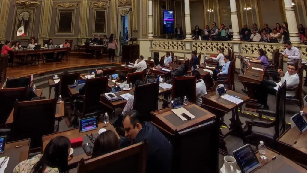 Presentan en el Congreso Iniciativas en materia de educación inclusiva e indígena, y en Derechos de los Pueblos y Comunidades Indígenas.
