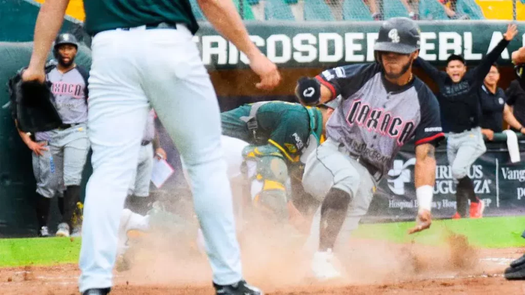Guerreros de Oaxaca apaleó a Pericos de Puebla en el tercero de la serie.