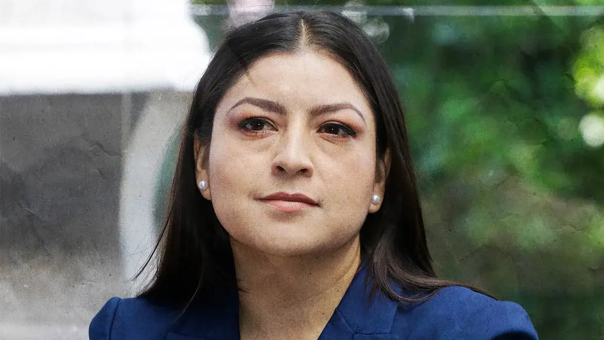 Claudia Rivera frena su inscripción al registro de “violentadores”.