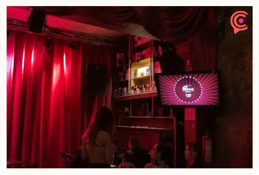 Pasa una tarde agradable en Breve Espacio, el bar escénico en Puebla
