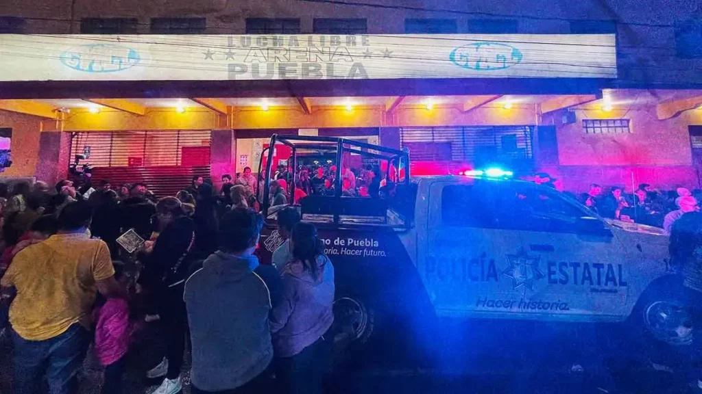 Asaltan la taquilla de la Arena Puebla en plena función de lucha libre