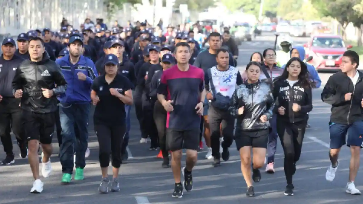 Ayuntamiento de Puebla celebró carrera con 116 cadetes de Policía