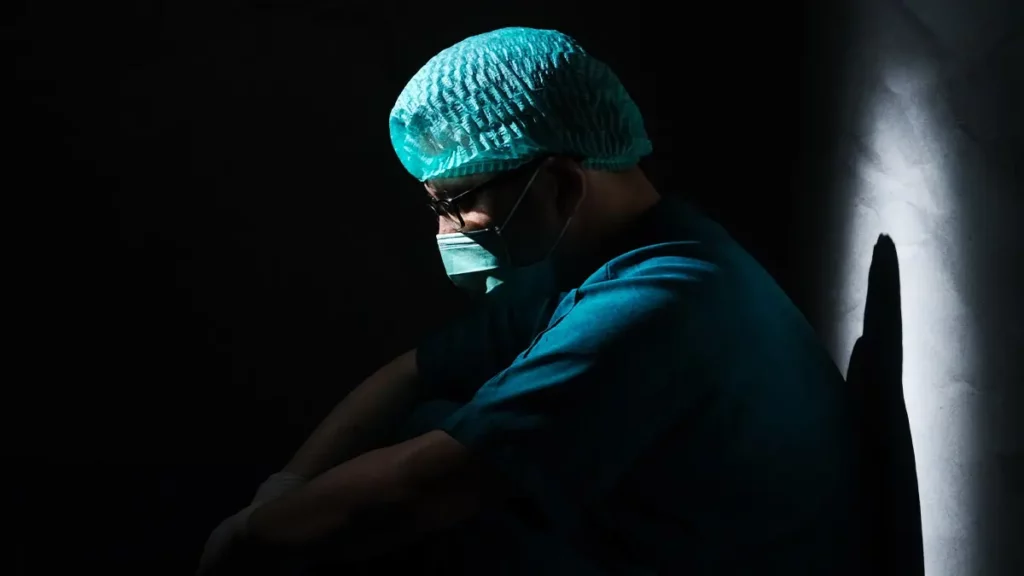 Juez exoneró a médico “responsable” la muerte de una paciente hace 13 años en Puebla.