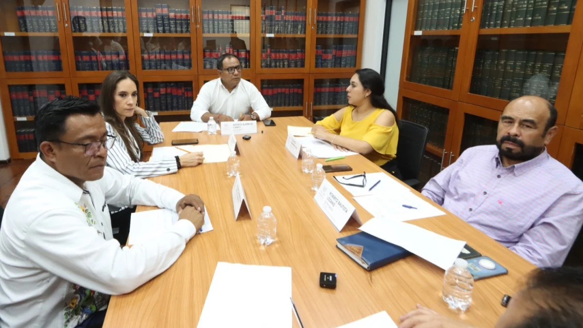 Avala Comisión del Congreso iniciativa para fijar plazos de designación de funcionarios municipales.