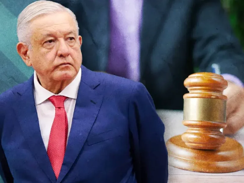 AMLO exhibe a jueces de Puebla y pide democratizar al Poder Judicial.