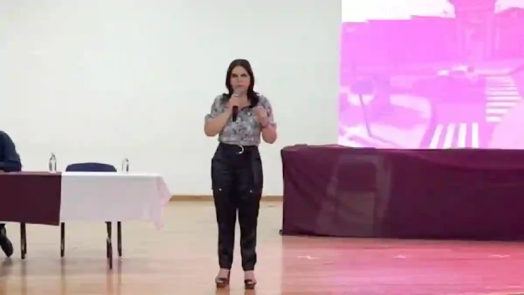 Norma Layón presentó proyecto de remodelación a locatarios del mercado “domingo arenas”