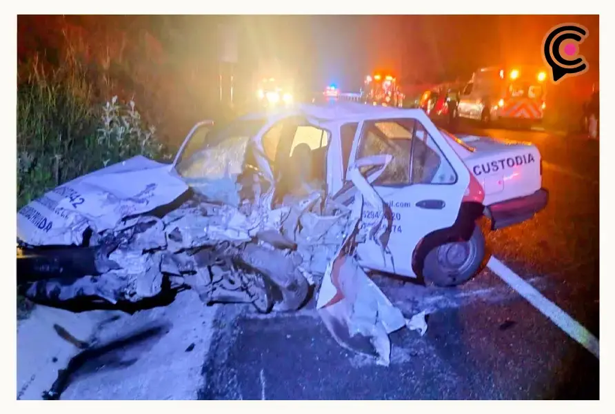 Conductor muere prensado tras choque frontal en la autopista Amozoc-Perote