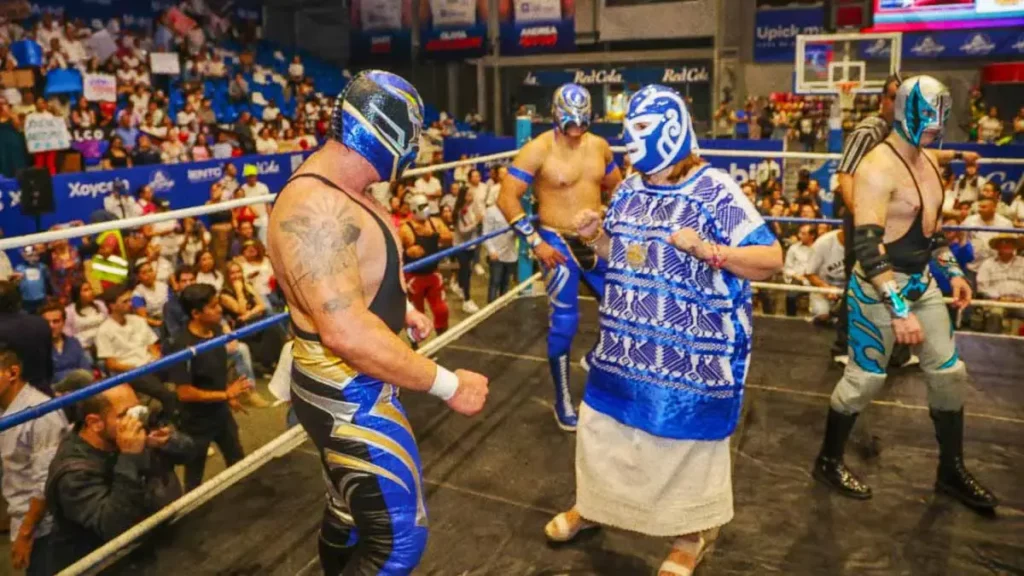 Xóchitl Gálvez se sube a un ring; se puso a luchar