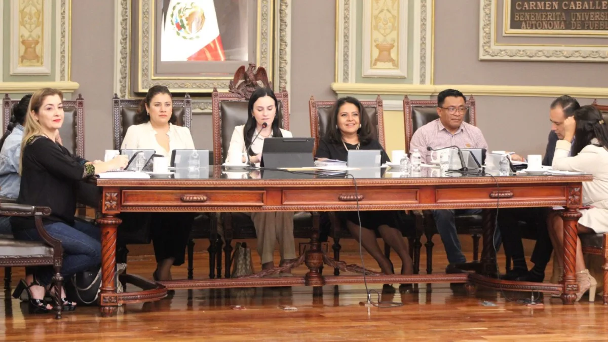 Recibe LXI Legislatura iniciativa para establecer periodo de descanso a mujeres que adopten.