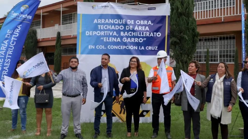 Inicia el Ayuntamiento de San Andrés Cholula, la construcción del techado del bachillerato Elena Garro
