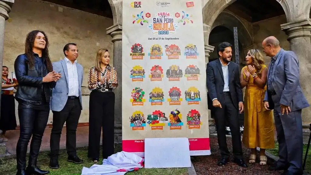 Feria de San Pedro Cholula: Los Askis, Los Acosta, Motel y muchos más
