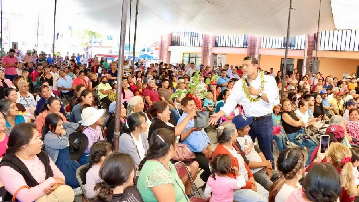 40 familias de Xonacatepec atendidas por Armenta en agua, seguridad y salud