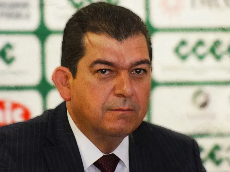 Regidores de Puebla proponen multar a políticos por anuncios fuera del periodo electoral