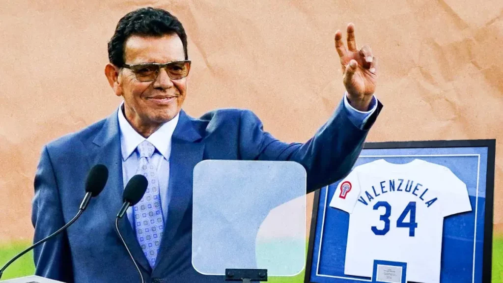 Los Dodgers de los Ángeles retiran el número 34 de Fernando Valenzuela