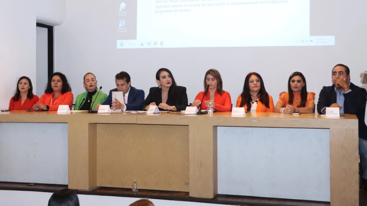 Realizan en el Congreso Conversatorio sobre la iniciativa aprobada contra la violencia política en razón de género.