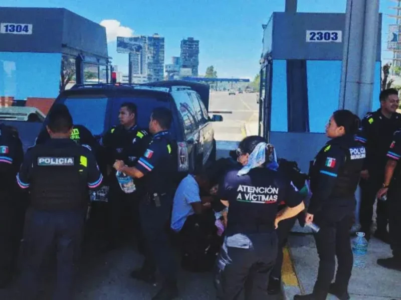 Tras una persecución, policías detuvieron a un hombre por tráfico de personas en Puebla
