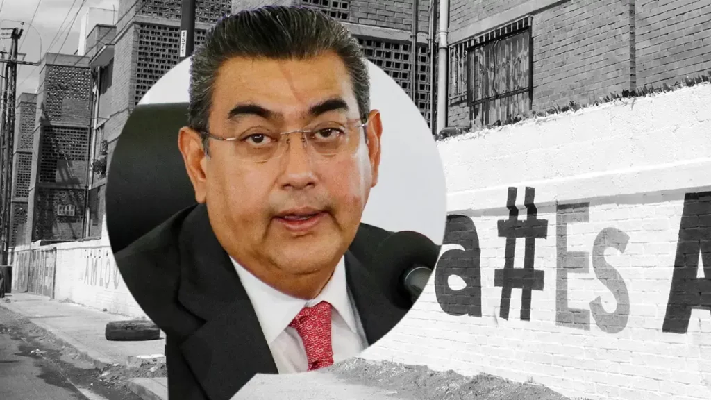 Gobierno de Puebla advierte sanciones a quienes pinten en mobiliario público.