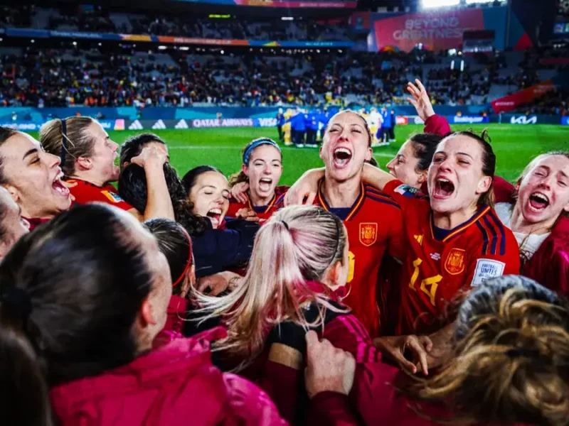 España avanza a la final de la Copa Mundial Femenil, tras vencer a Suecia.