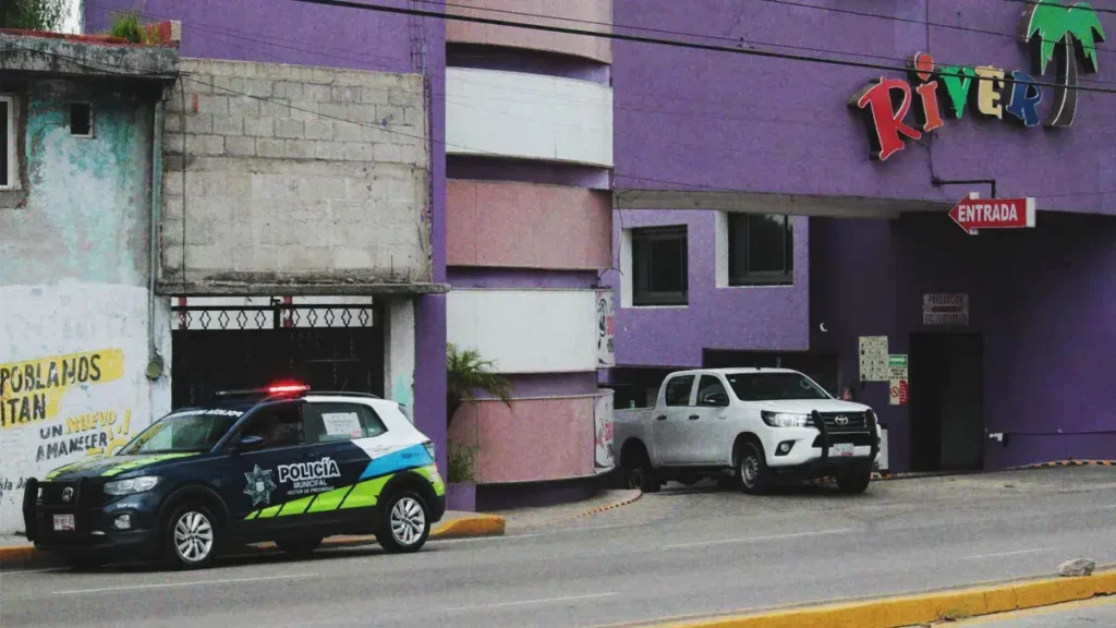Pareja se intoxicó con monóxido de carbono en motel de Puebla; él falleció.
