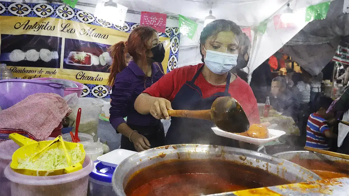 Ambulantes sí podrán instalarse durante las fiestas patrias en Puebla