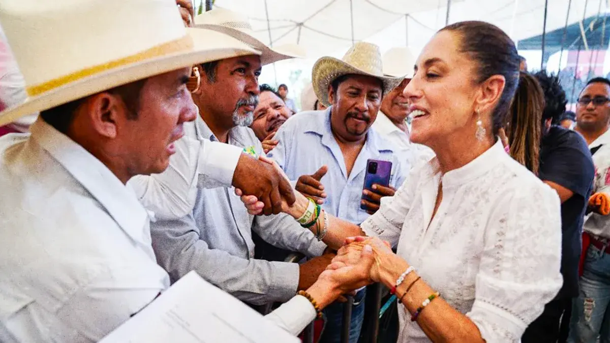 Claudia Sheinbaum olvida a Julio Huerta en su discurso en Izúcar de Matamoros.