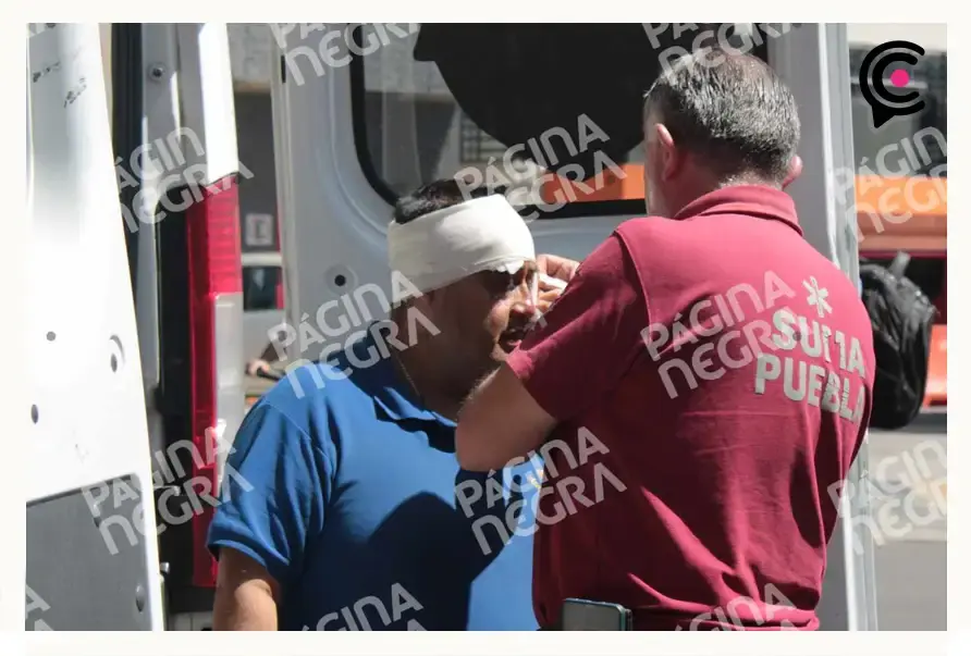 Ruta 3A choca contra árbol en Puebla; deja cinco heridos