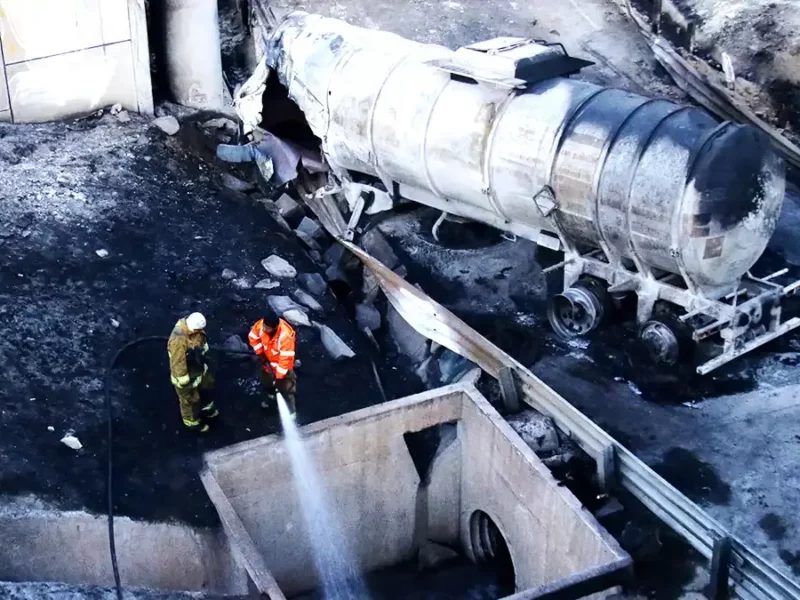 Empresa responsable de accidente en puente del Periférico pagará rehabilitación.