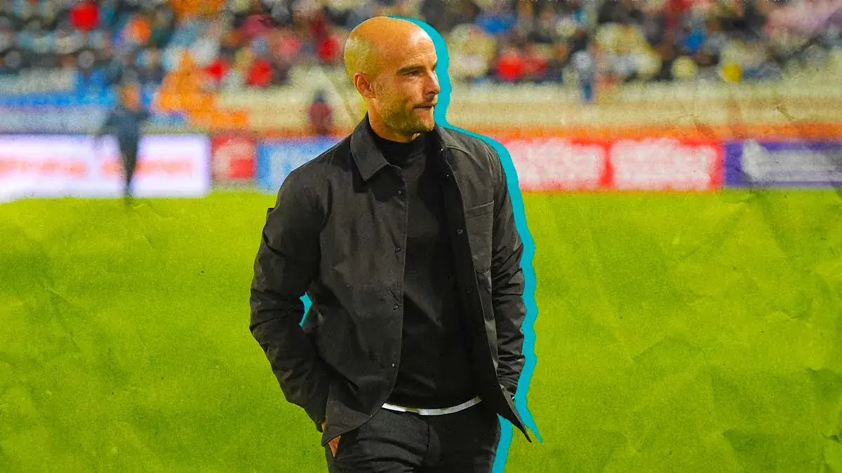 Eduardo Arce deja de ser el director técnico del Club Puebla.