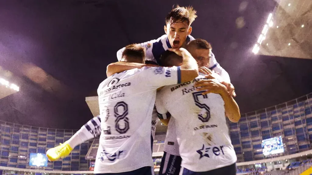 Club Puebla derrota al FC Juárez y gana su primer partido del Apertura 2023