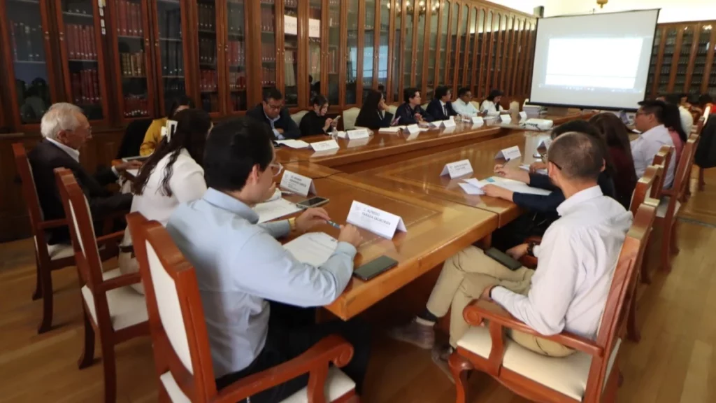 Presentan en el Congreso protocolo para la realización de los Foros de Conocimiento y Juventud 2023.
