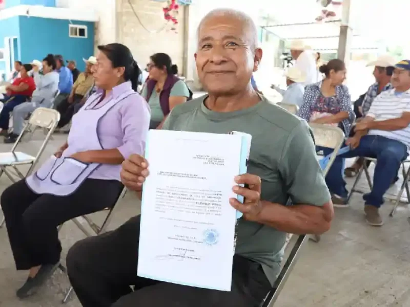 Cumple Consejo de la Judicatura entrega de sentencias para rectificación de actas en el municipio de Teopantlán