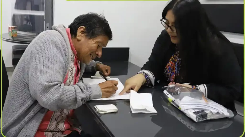 Acercan asesoría jurídica gratuita a pobladores de Nealtican