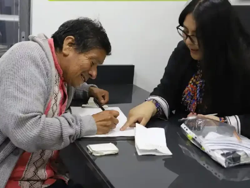 Acercan asesoría jurídica gratuita a pobladores de Nealtican