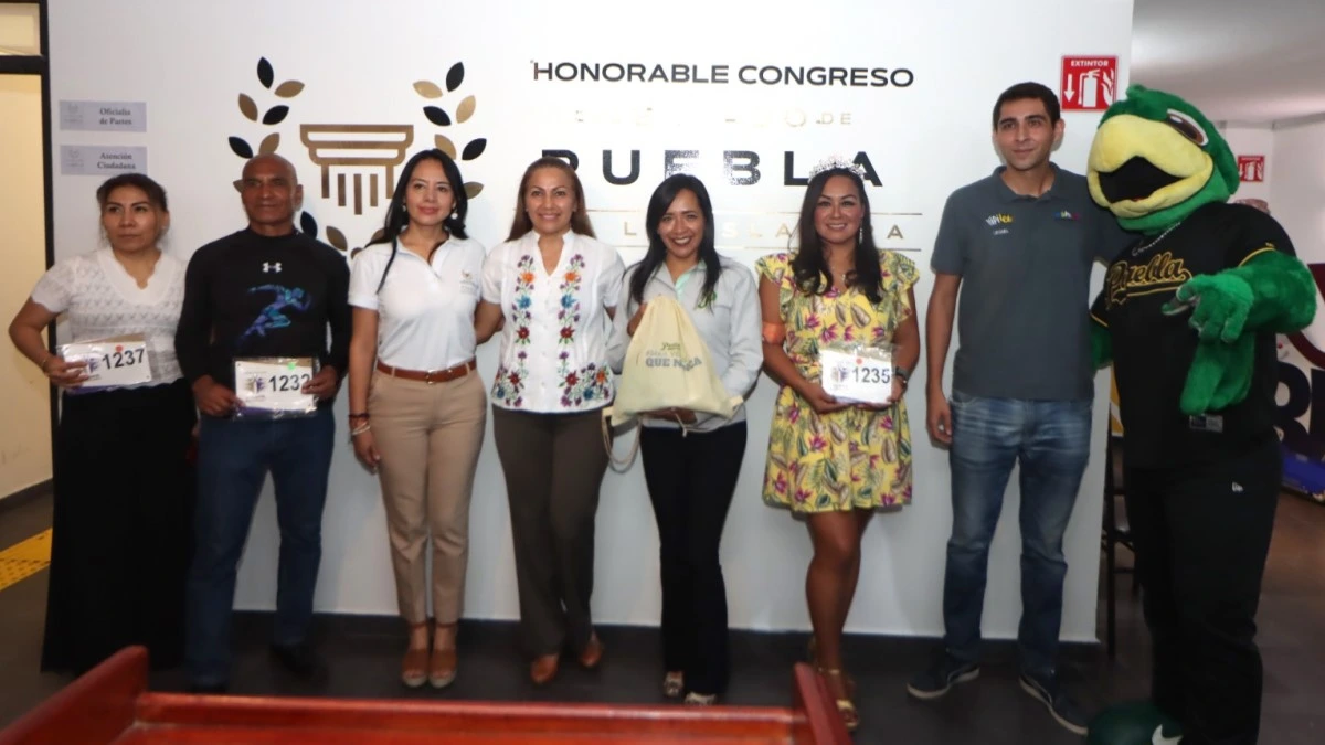 Pericos de Puebla y empresas se suman a la carrera “Por Amor al Prójimo” del Congreso.