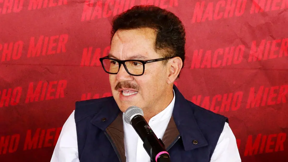 Nacho Mier denuncia a estafadora que usa su nombre para solicitar dinero en Puebla