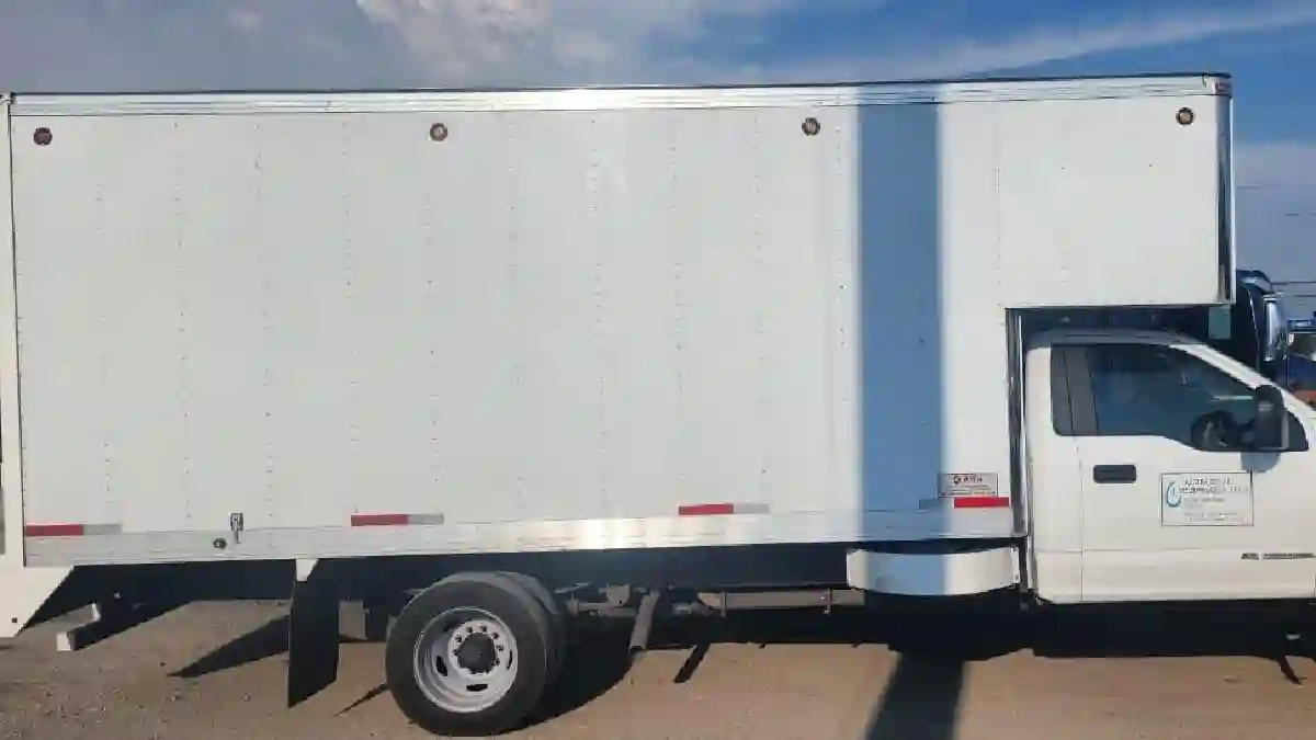Policía municipal de San Martín Texmelucan recupero camioneta robada con mercancía de un valor aproximado de 2 millones de pesos