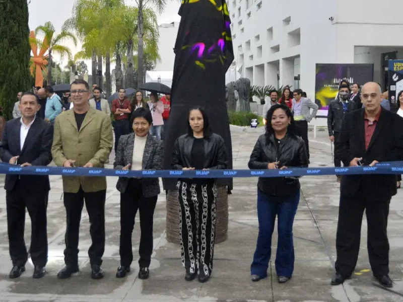 Inaugura Rectora María Lilia Cedillo Ramírez la exposición El origen de lo Sagrado, en el CCU