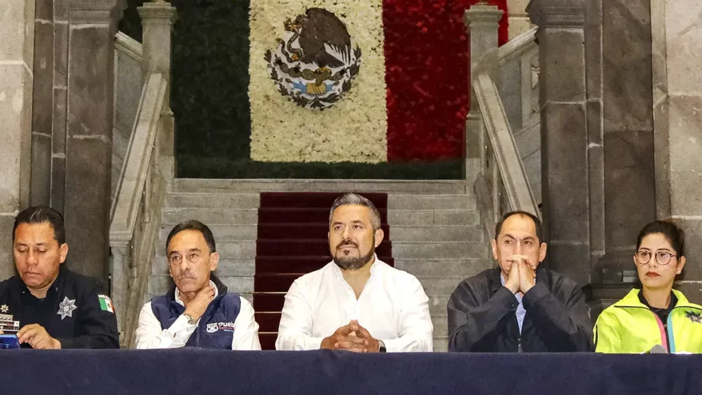 Personal de Segom vigilará a ambulantes durante fiestas patrias en Puebla