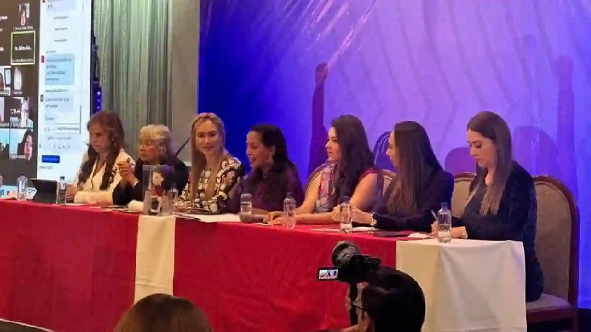 Presentan agenda feminista a favor de Claudia Sheinbaum en apoyo a su proyecto como Coordinadora de Defensa de la Transformación
