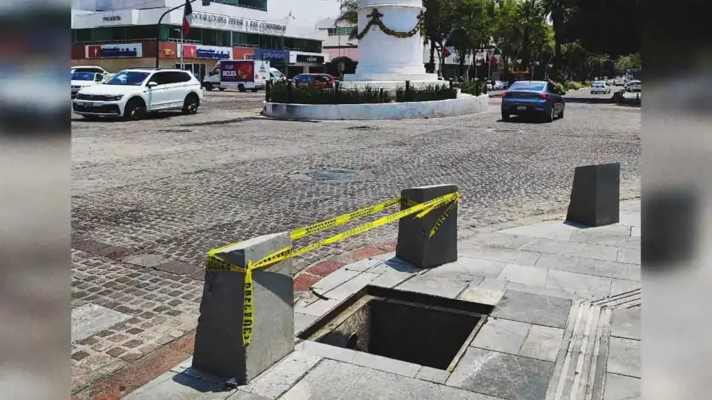 Roban tapas de registro de agua en la Avenida Juárez de Puebla