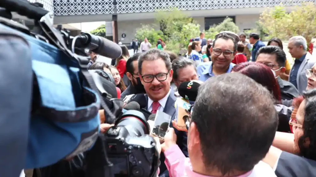 Porque voy arriba en las encuestas, me atacan con guerra sucia: Ignacio Mier