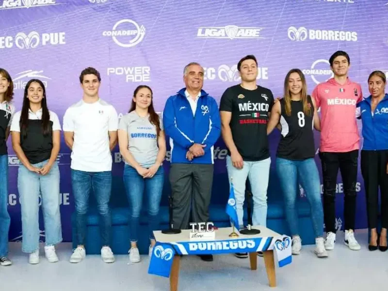 Tec Campus Puebla presentó a sus equipos para competencias Conadeip y ABE 