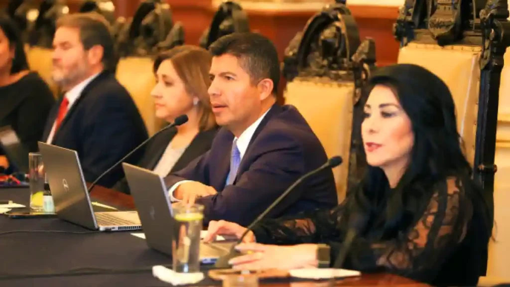 Cabildo de Puebla establece fecha del Segundo Informe de Gobierno: será el 15 de octubre
