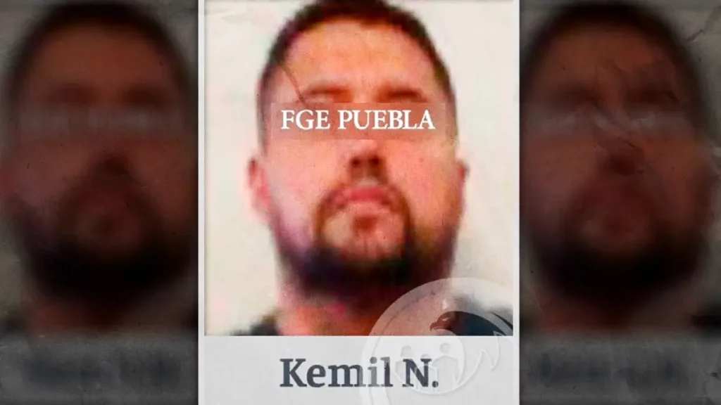 La policía municipal de San Martín Texmelucan, en colaboración con la fiscalía del estado detuvo a un hombre en posesión de droga y un arma