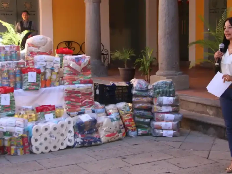 Voluntariado del Congreso entrega productos alimenticios reunidos en la carrera “Por Amor al Prójimo”